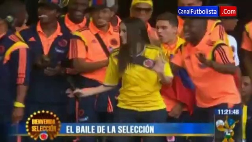 Jugadores Selección Colombia bailando en su bienvenida | Mundial 2014