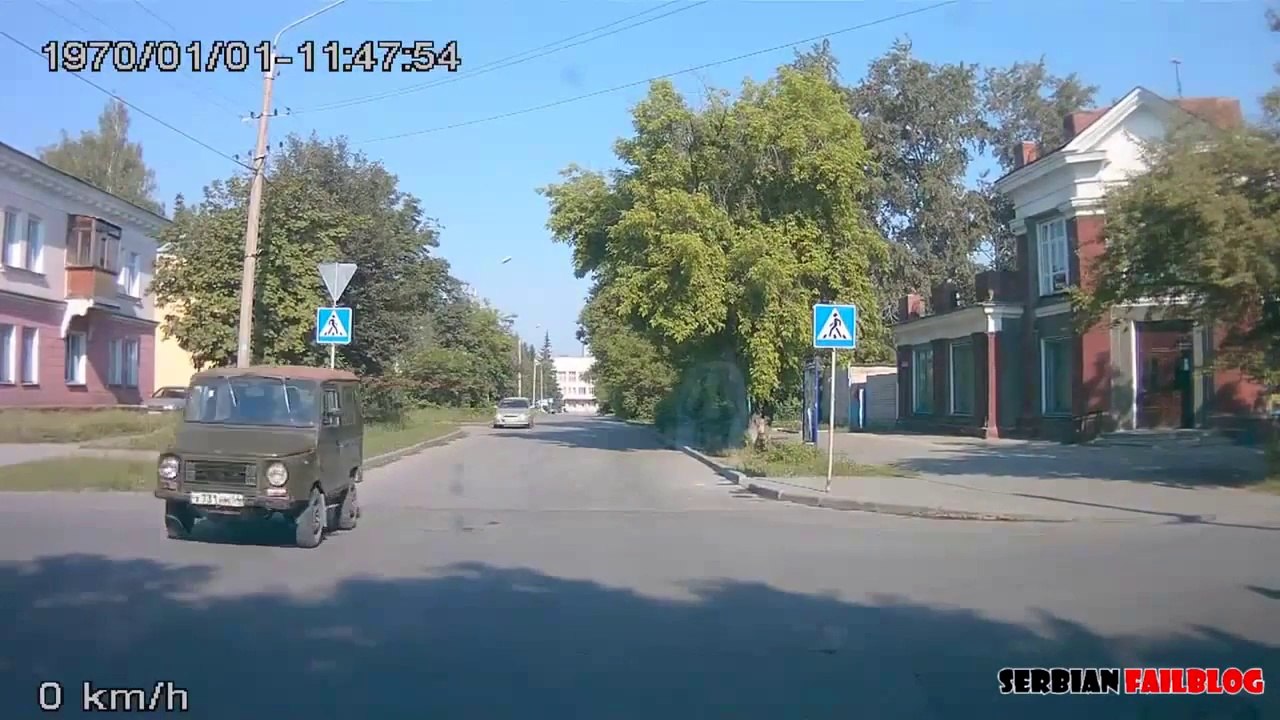 Les pires accidents en RUSSIE! - Pire conducteurs du monde!