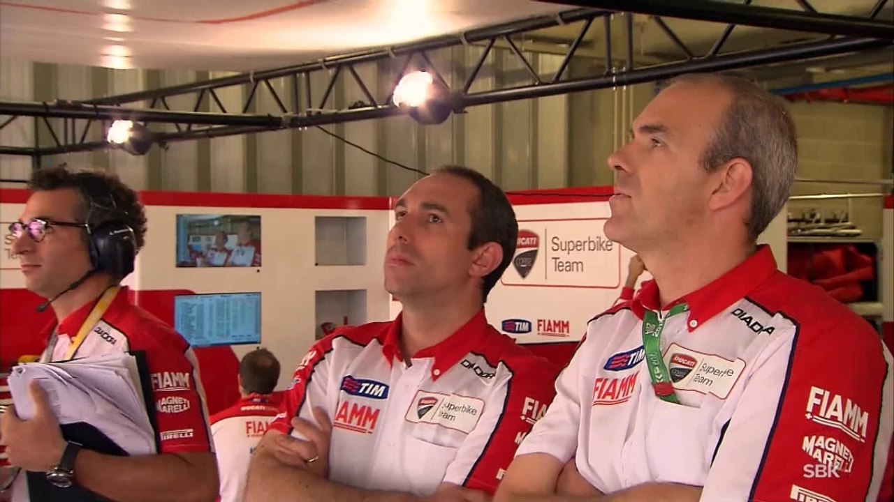 SBK - A Portimao Rea vince sul bagnato