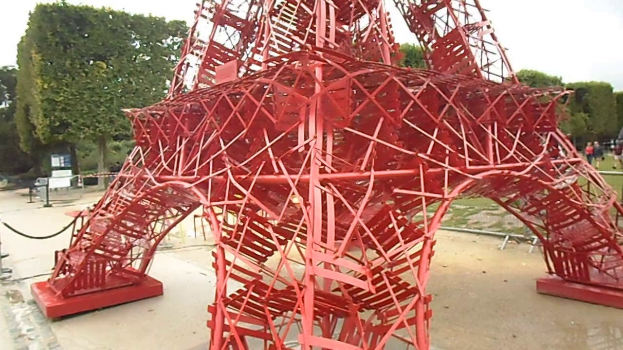 Tour Eiffel-Chaises...