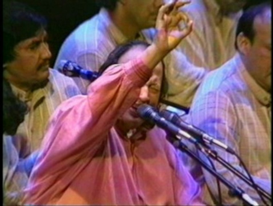 NUSRAT FATEH ALI KHAN - Ghous Pak Da Toun Mall Lay Dawarah