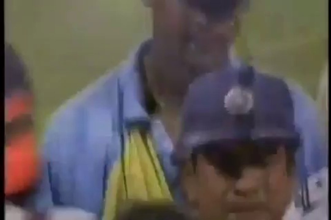 1994 WILLS WORLD SERIES 'FINAL' India v West Indies short highlights