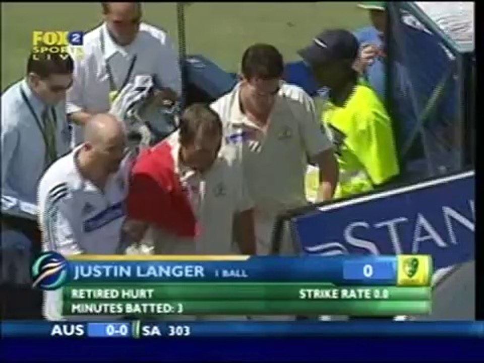 OUCH! JUSTIN LANGER vs NTINI - a bit of batting fail really......2006