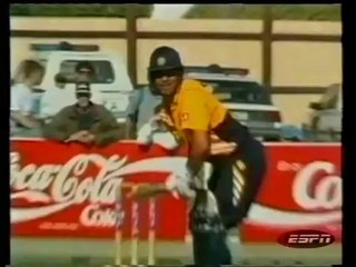 Classic Sachin Tendulkar's epic 40 off 26 4th ODI vs NZ 1994