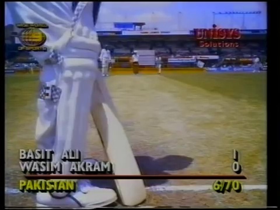 RARE footage of Shane Warne 7-23 vs Pakistan 1995_96 Gabba