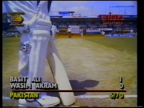 RARE footage of Shane Warne 7-23 vs Pakistan 1995_96 Gabba