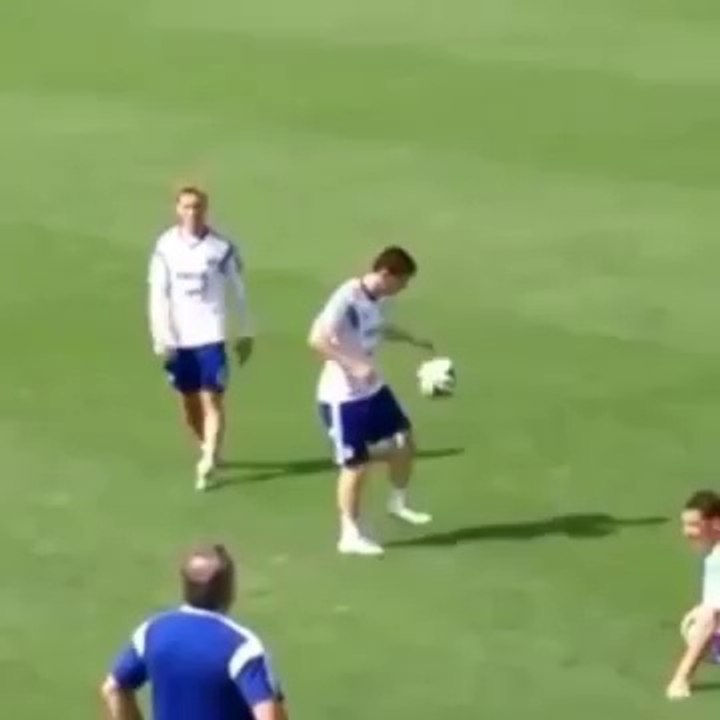 Messi gestes techniques à l'entrainement