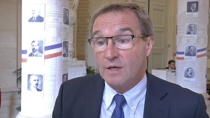 Epandage des pesticides : "Il n'y aura pas de distance imposée dans la loi, c'est du cas par cas" (Germinal Peiro)