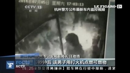 Chine : un homme met le feu dans un bus bondé