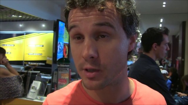 Festival Off d'Avignon : les intermittents envahissent la Fnac