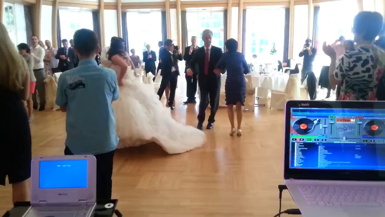 ITALIENISCHE MUSIK, ITALIENISCHE MUSIKBAND