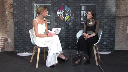 Entrevista a plató amb la dissenyadora Natalie Capell