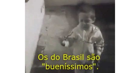 Menino Argentino Diz Que A Melhor Selecção É A Do Brasil. A Reacção Da Mãe É Incrível.