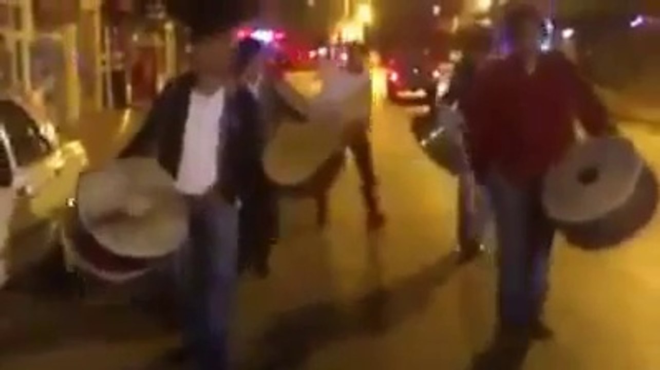 Sahurda Mehter Marşı Çalan Davulcularımız