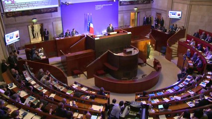 La conférence sociale ouvre dans un climat tendu