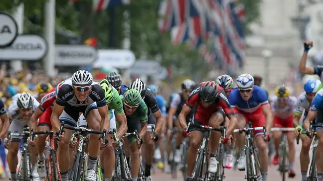 Terza tappa a Kittel, Nibali sempre in giallo