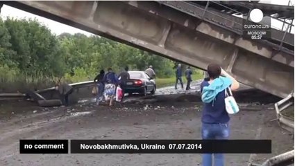 Партизанское творчество России: Обрушение моста в Украине