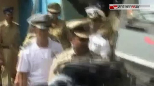 TG 07.07.14 Marò, su Facebook i puntini di sospensione di Latorre