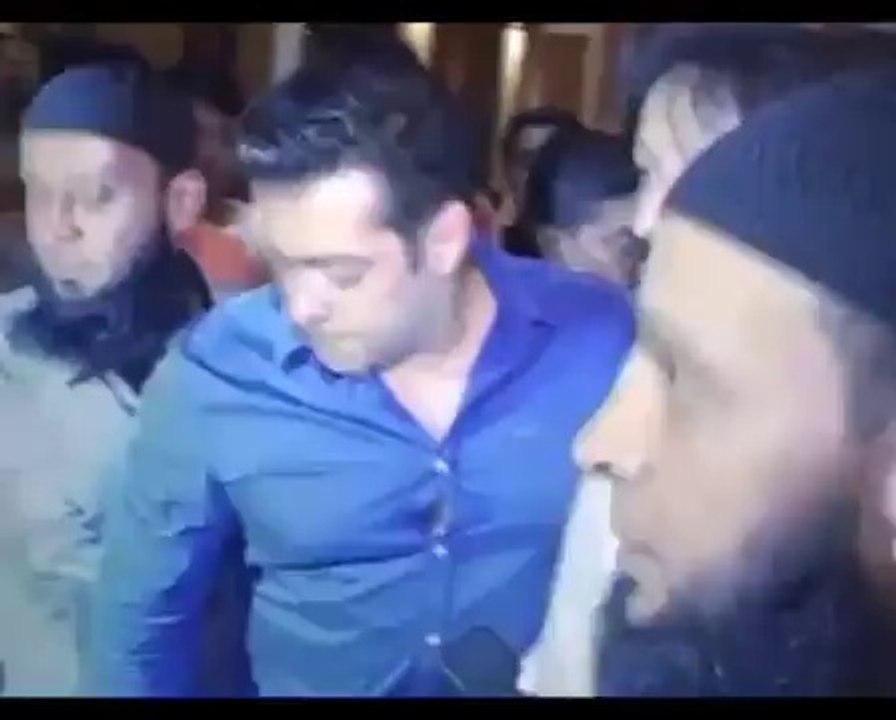 Film stars at Baba Siddiqui's iftaar party