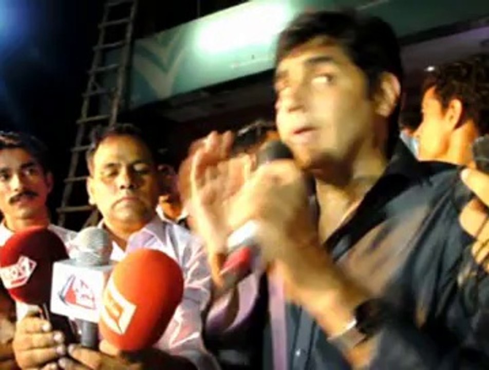 famous singer  and leader of pti ibrar ul haq in wah cantt