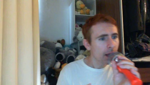 Wiwi égratigne laisse toi vivre de Michel Berger