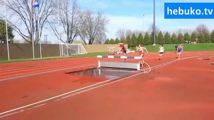 engelli atlamayı havuz sporu zannetmek böyle bişey :D