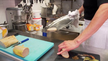 Sur le chemin de l'emploi, Tewfik, stagiaire de l'E2C et cuisinier