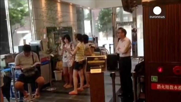 Ordre d'évacuation au Japon, le typhon Neoguri menace Okinawa et Kyushu