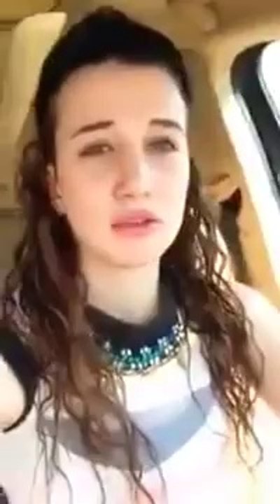 Fakirler ölsün Porsche'den selamlar Diyen Ergen Kız