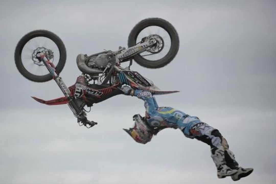 Swatch presents Free4Style FMX Best moments - FMX