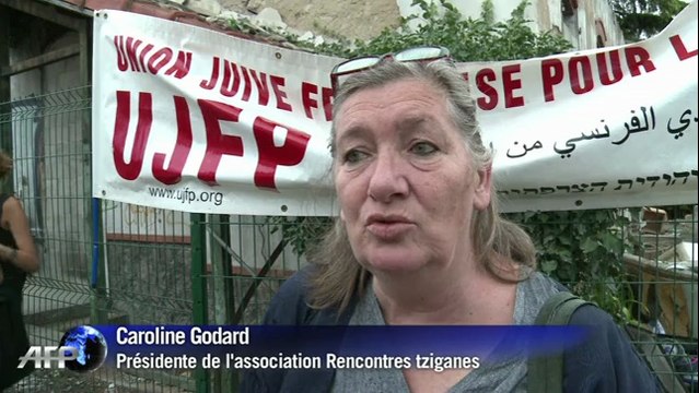 Marseille: un camp de Roms démantelé par des tractopelles