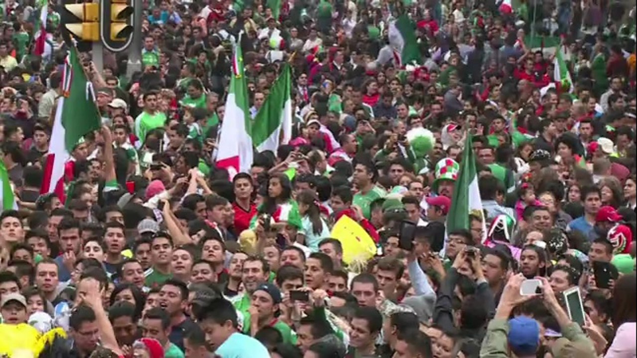 Coupe du Monde: foule de supporteurs en liesse à Mexico