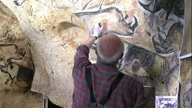 Descente dans la grotte Chauvet, nouveau patrimoine mondial