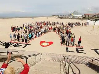 Le Touquet : le caddy géant filmé par l'hélico pour le Tour de France 2014