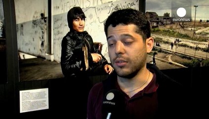Brüksel'de kaçak göçmenler ile ilgili fotoğraf sergisi