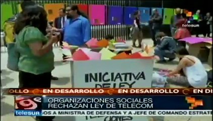 Rechazan mexicanos la Ley Telecom de Enrique Peña Nieto
