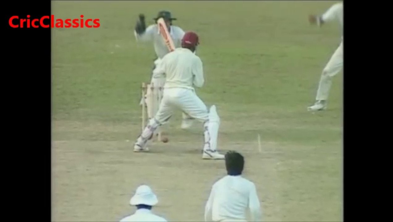 Brian Lara is Bowled, Embarrassed by Asif Mujtaba, Shane Warne