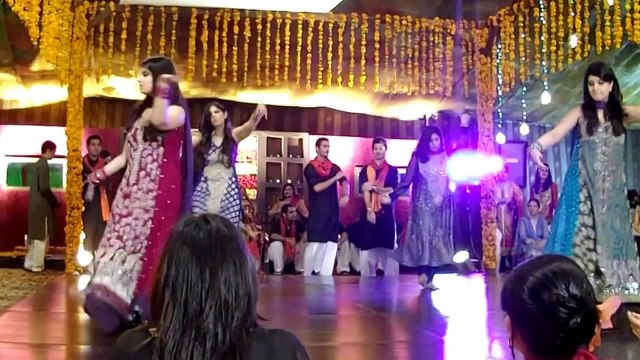 Awesome Dance Pakistani Lahore Wedding Dance Party 2014