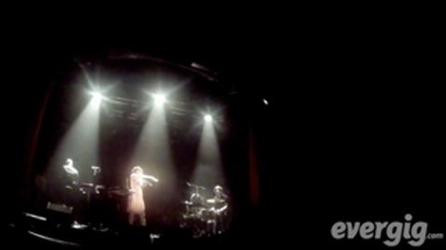 Le concert de Mélanie Pain aux 3 Baudets