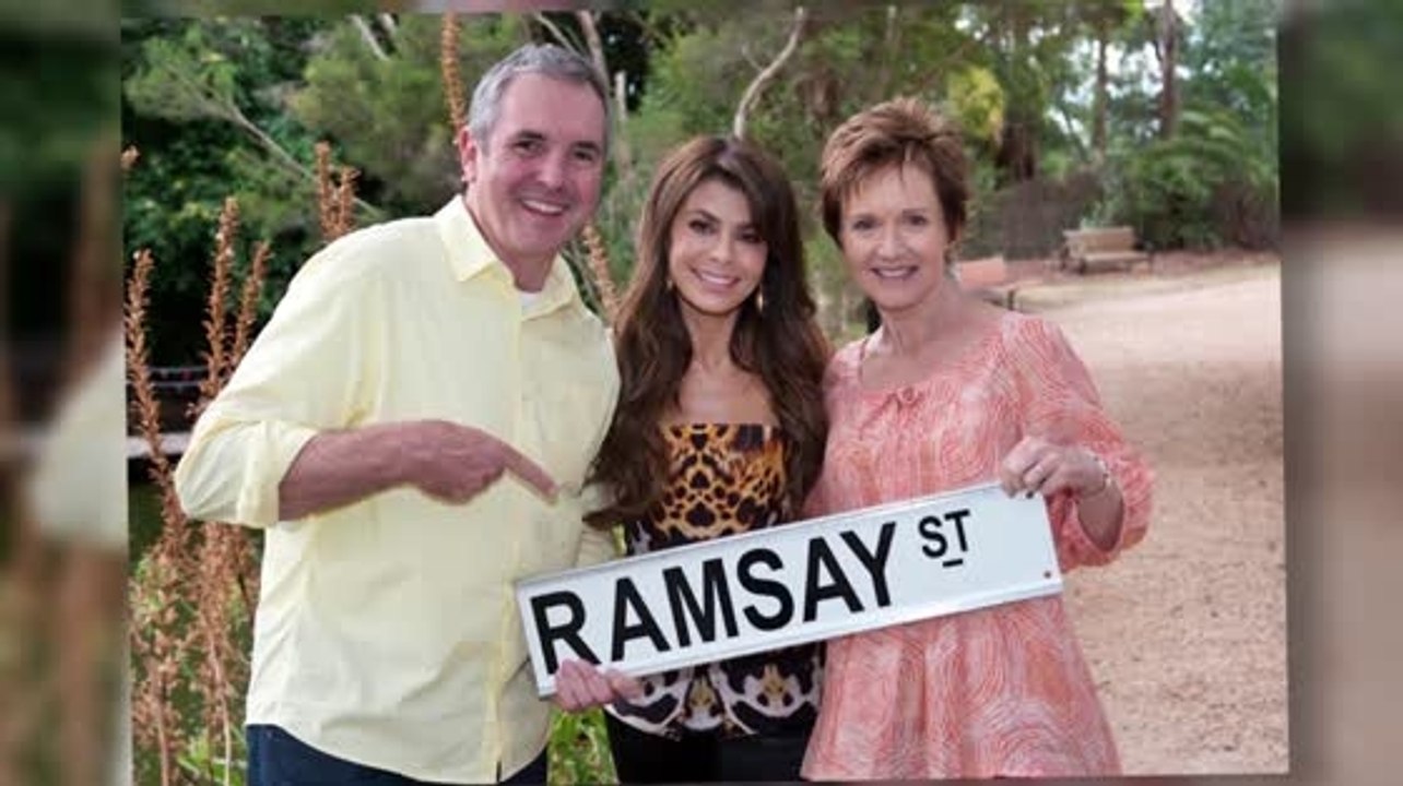 Paula Abdul tritt in der australischen Soap 'Neighbours' auf