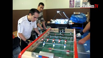 Les champions du monde de baby-foot à l'entraînement