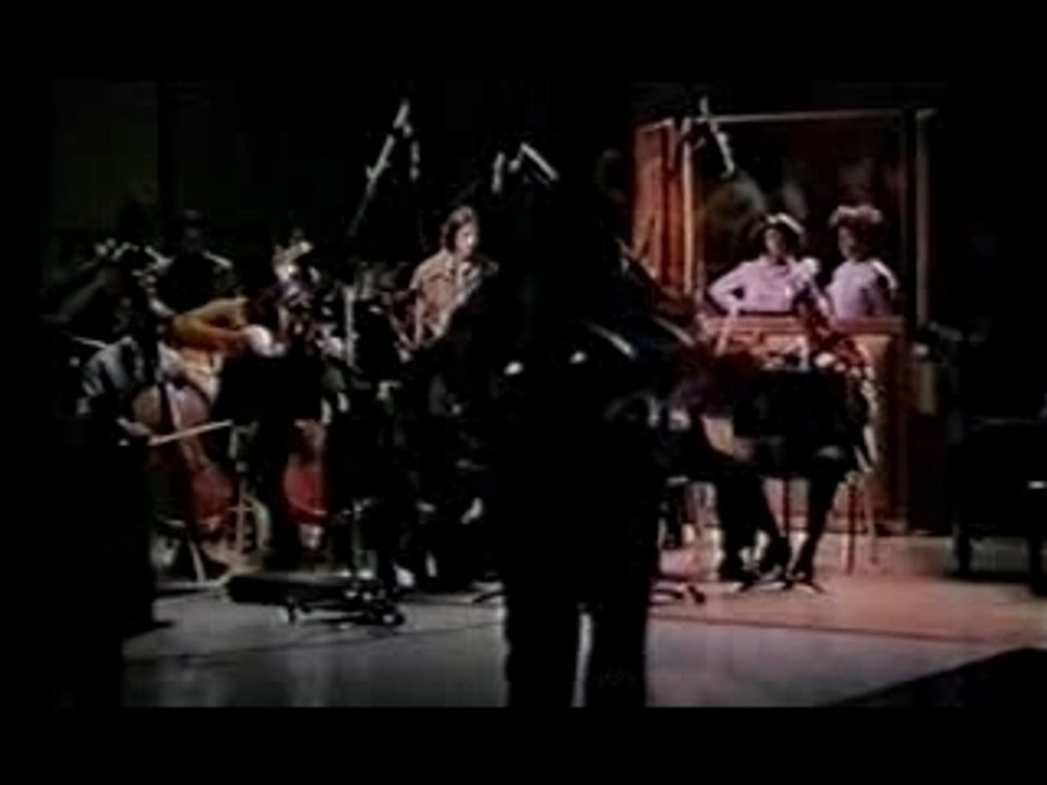 Burt Bacharach&Elvis Costello - God Give