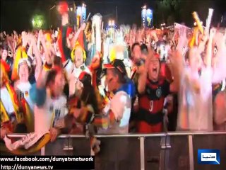 Dunya News - Thousands of fans celebrate Germany's progression into the World Cup final