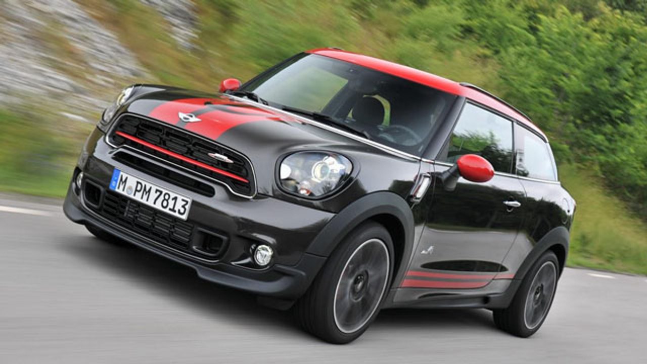 2015 MINI Paceman Facelift Revealed !