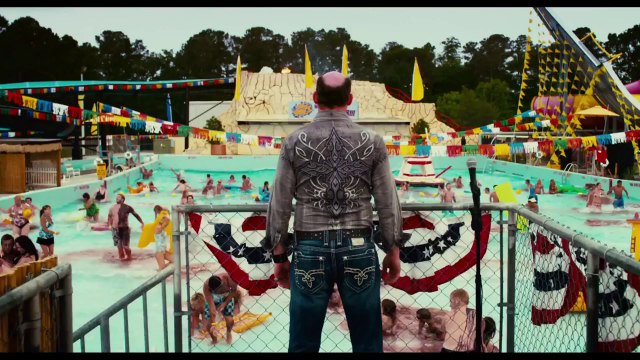 'Piraña 2 3D' - Tráiler español (HD)