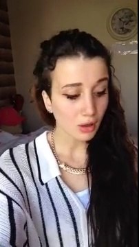 Fakirler Ölsün Diyen Kızdan Basın Açıklaması | Melda Saf