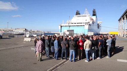 Le 18:18-SNCM : Valls veut faire cesser tous les blocages des ports