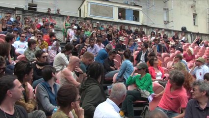 Festival d'Avignon : les intermittents du "In" et du "Off" réunis
