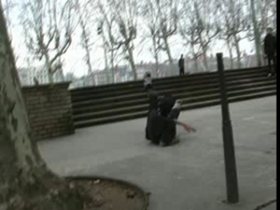 Steeve 3-6 small place ( gap )
