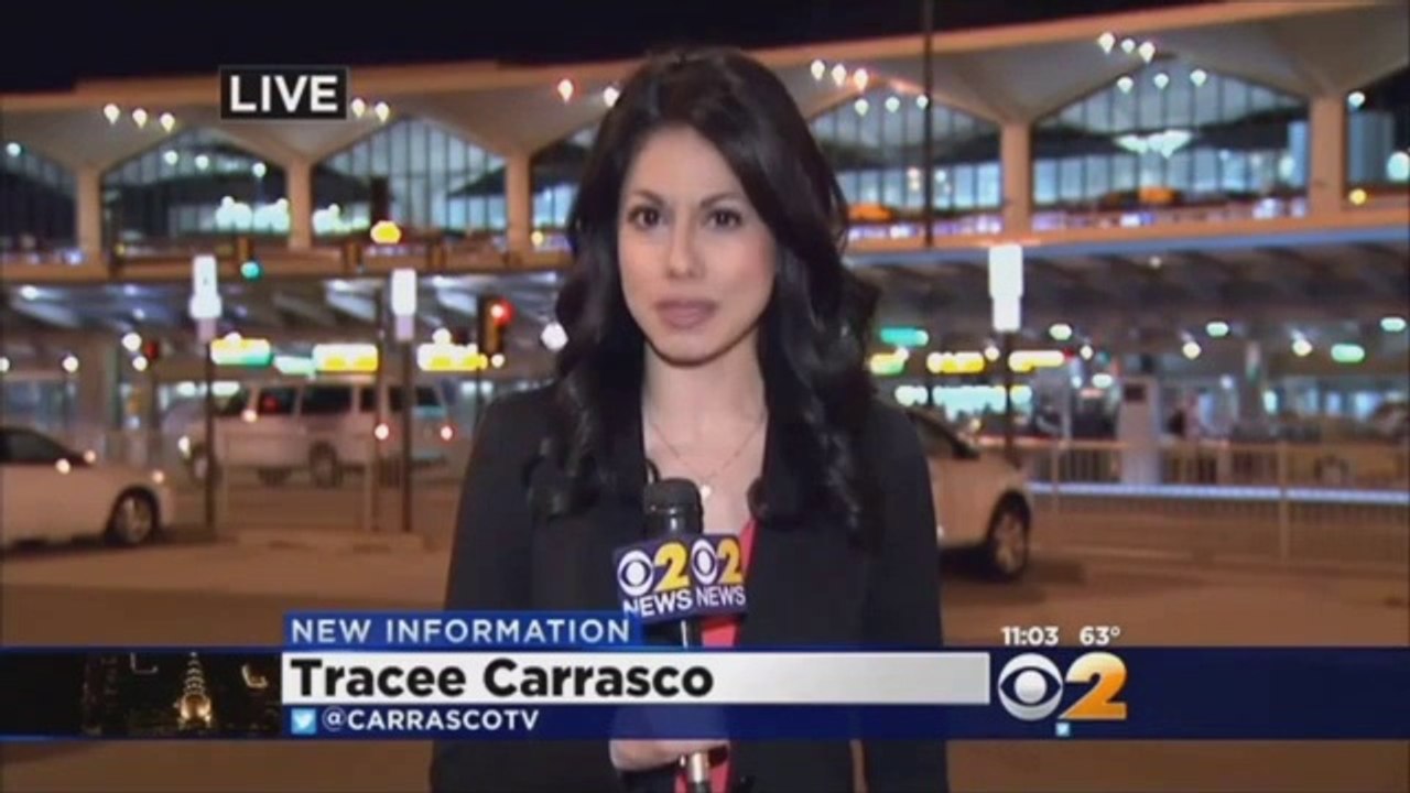 Two Planes Nearly Collide at Newark Airport (2014)